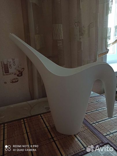 Пластмассовая лейка