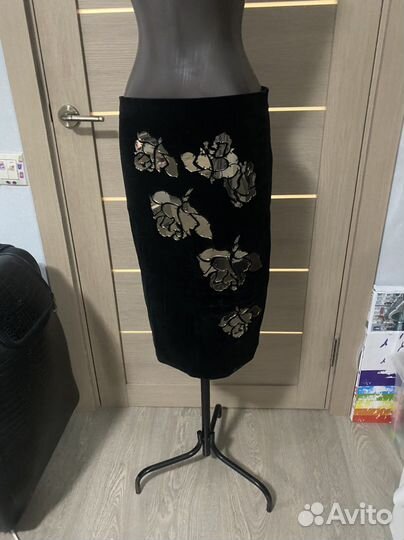 Бархатная юбка с арнаментом