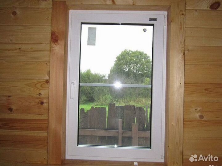 Окно пластиковое