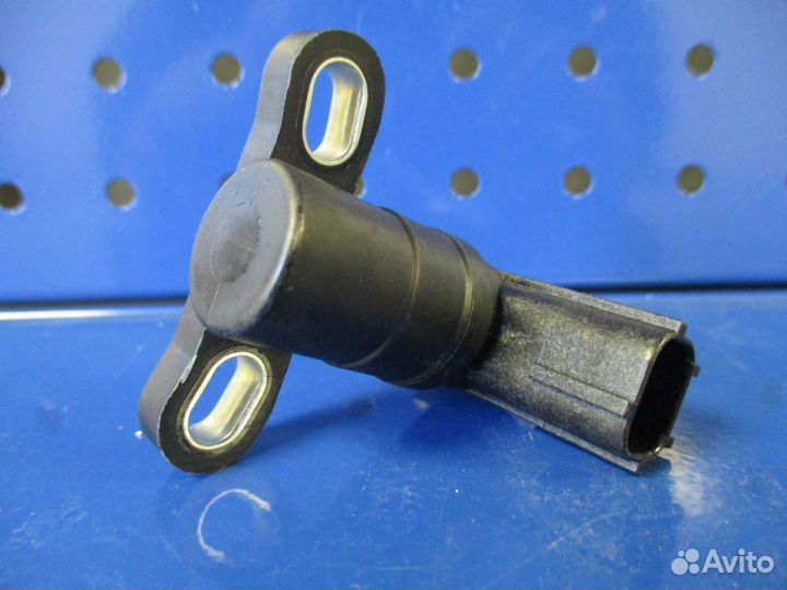 Датчик коленвала Mazda