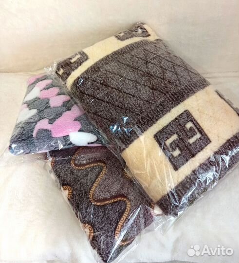 Плед плюшевый покрывало накидка на диван