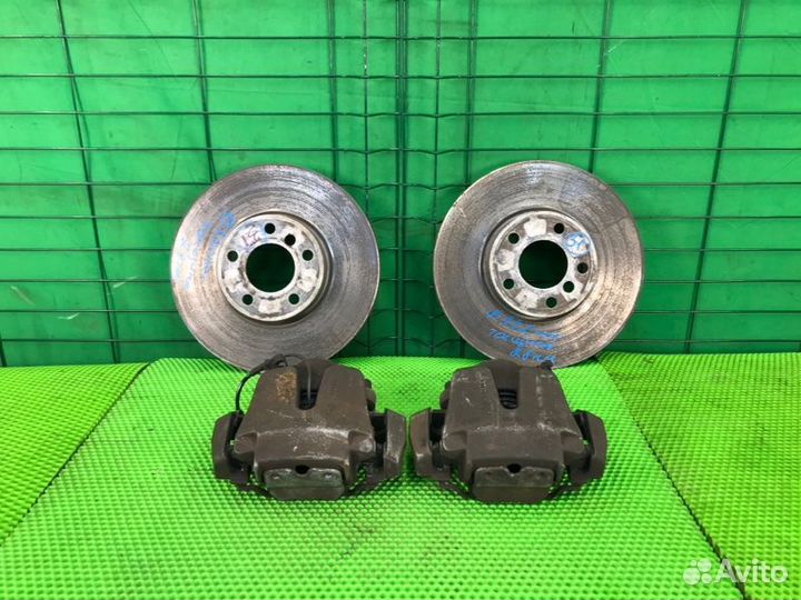 Комплект тормозов передний Bmw X5 35Ix E70 N55B30A