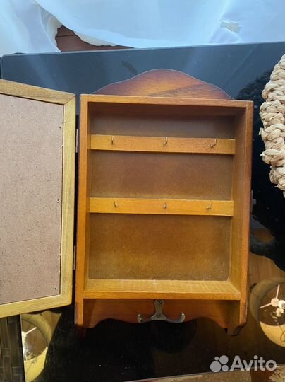 Ключница настенная из дерева