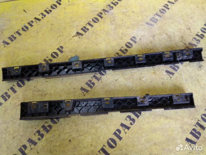 Накладка на порог (наружняя) левая Bmw X1 E84