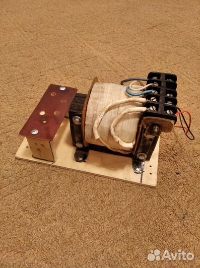 Трансформатор понижающий 220/19;16в. 20а