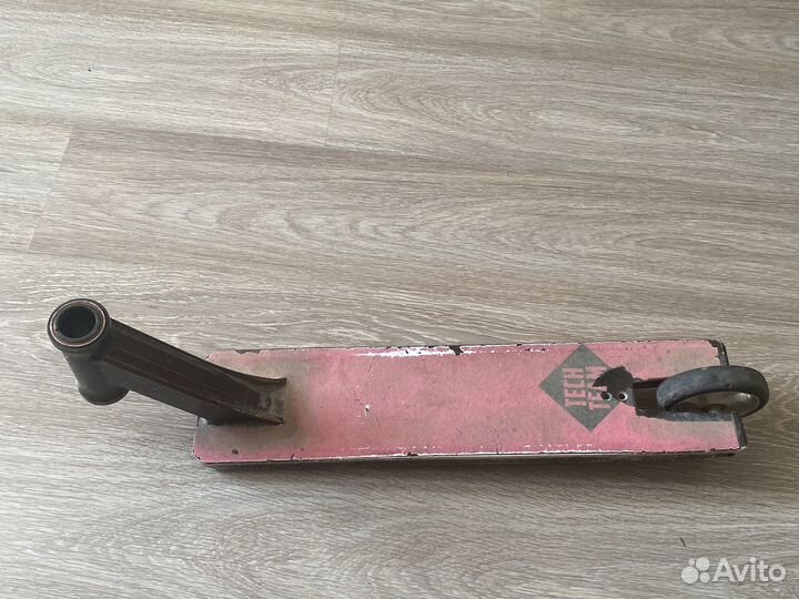 Продаю доску tech team