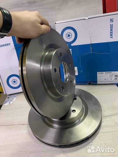 Диск тормозной передний Nissan Teana (J32)