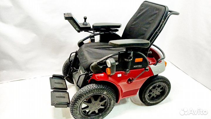 Инвалидная коляска с электроприводом Meyra Optimus