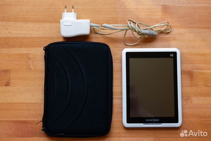 Электронная книга Pocketbook iq 701