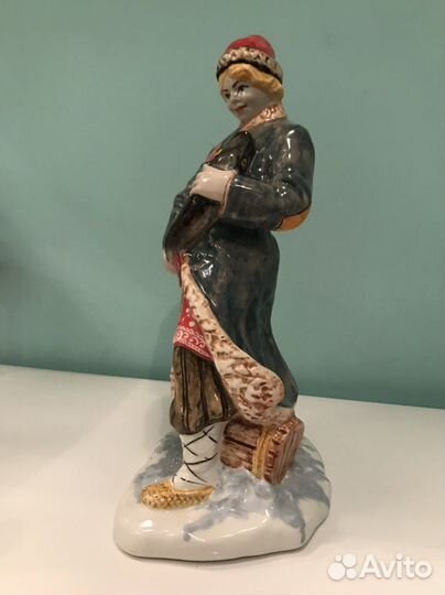 Фарфоровые статуэтки