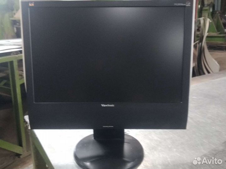 Монитор Viewsonic 21.5