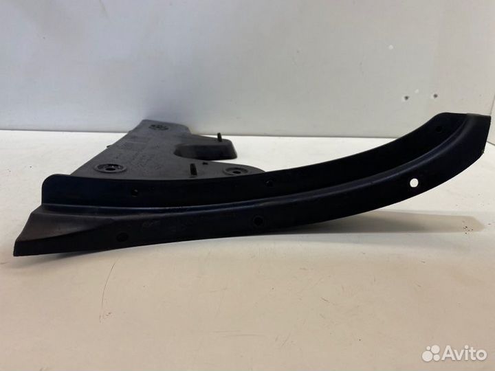 Крепление бампера заднее правое Audi A6 C6 2.0