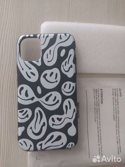 Чехол на iPhone 11