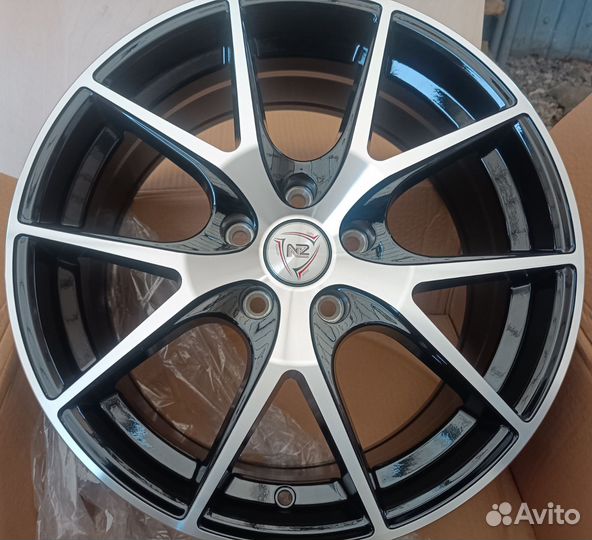 Литьё новое R-17 (5x112) 4 шт