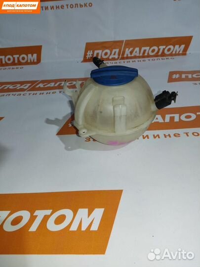 Бачок расширительный Volkswagen Golf 5 2008