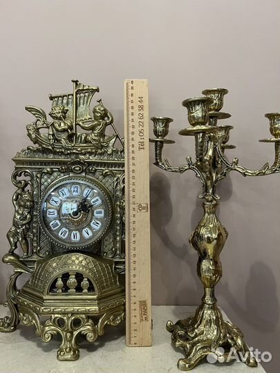 Часы каминные с канделябрами