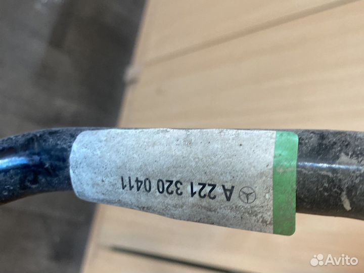 Mercedes s класс 221 задний стабилизатор