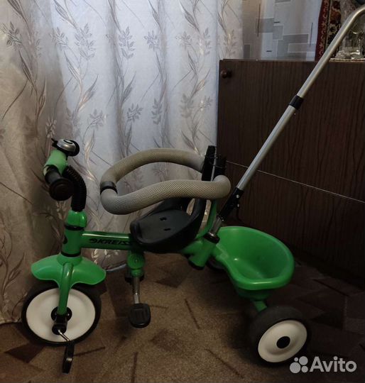 Велосипед с родительской ручкой