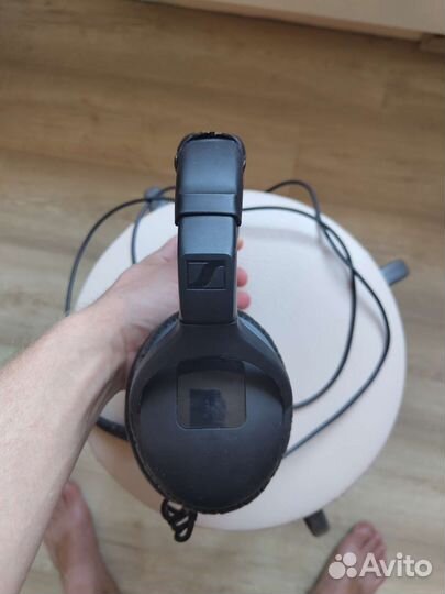 Профессиональные наушники sennheiser HD 300 PRO