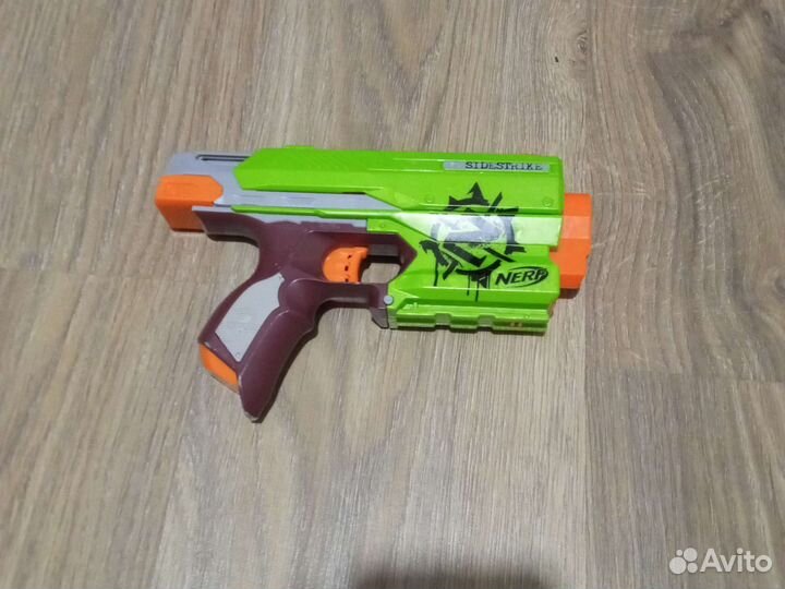 Nerf пистолет sidestrike