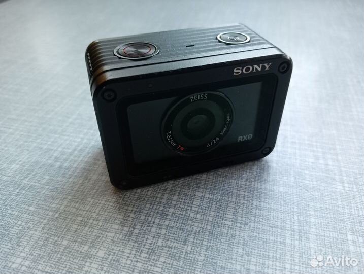 Sony RX0 (первая версия)