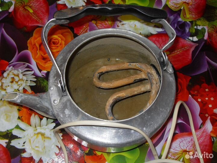 Чайник электрический бу