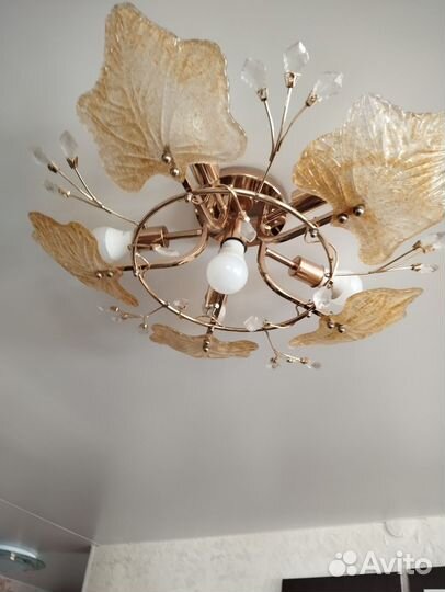 Люстра подвесная потолочная