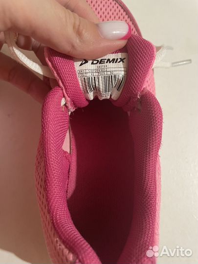 Кроссовки для девочки