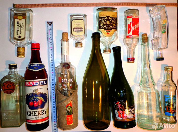 Бутылки коллекционные (пустые)