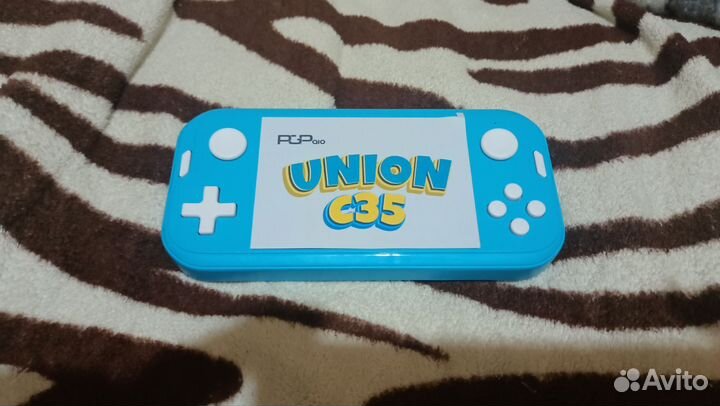 Портативная игровая приставка