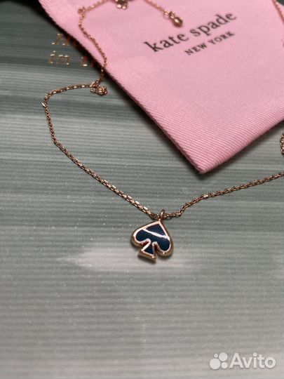 Украшение Kate Spade NY с бирками