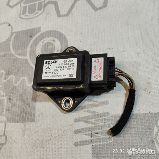 Датчик ускорения mercedes w211