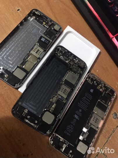 iPhone 5,5s,se на запчасти