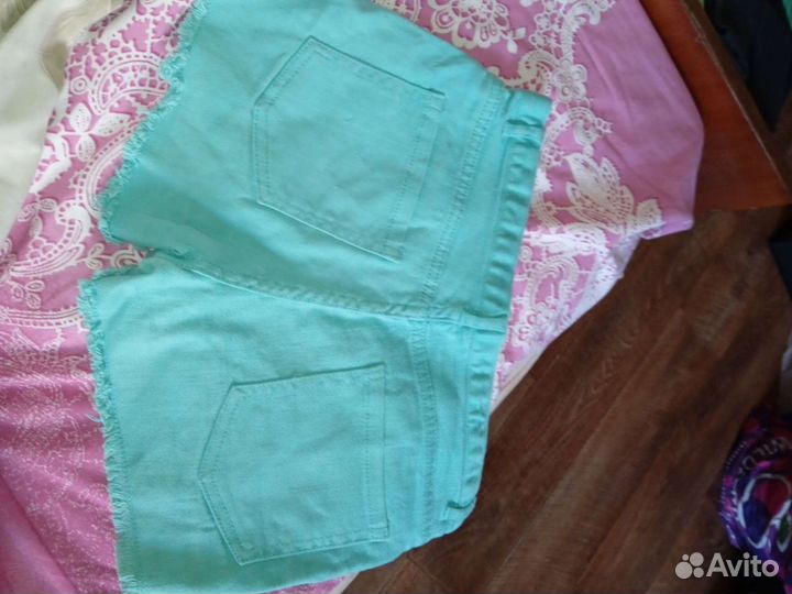 Бирюзовые женские шорты