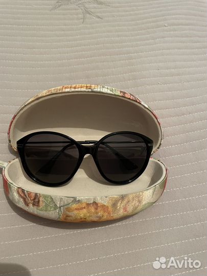 Солнцезащитные очки