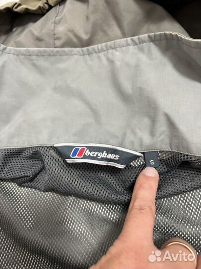 Ветровка berghaus aq2