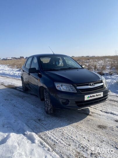 LADA Granta 1.6 AT, 2012, 200 000 км