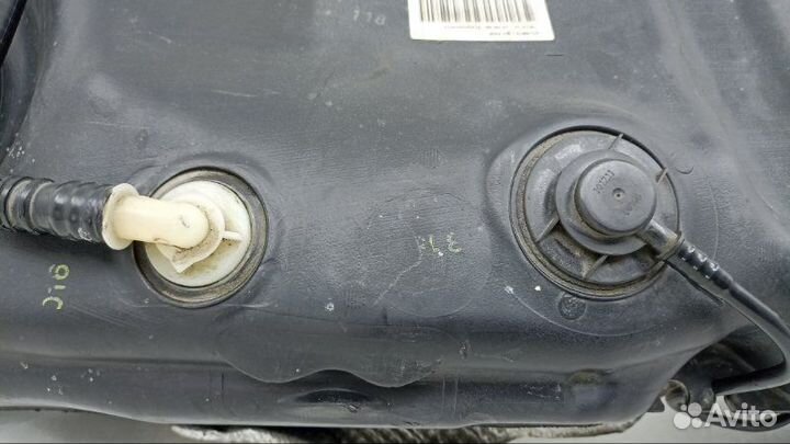 Топливный бак Citroen C4 B7 EP6CDT 2013
