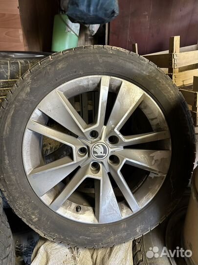 Bridgestone Turanza T005 215/55 R17