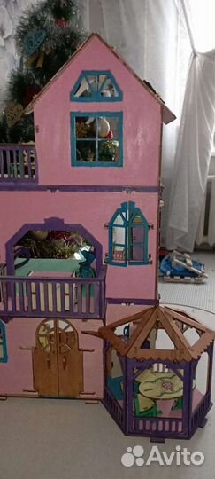 Домик для кукол