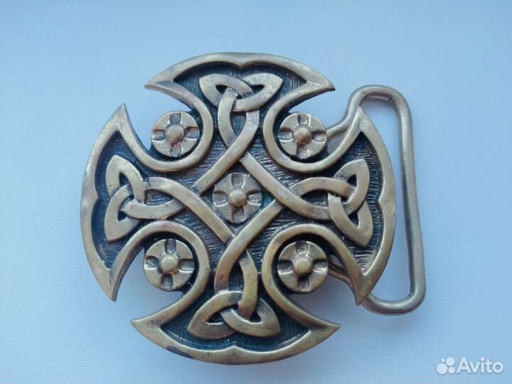 Пряжка на ремень