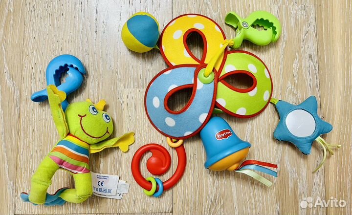 Много игрушек tiny love batat lamaze pigeon