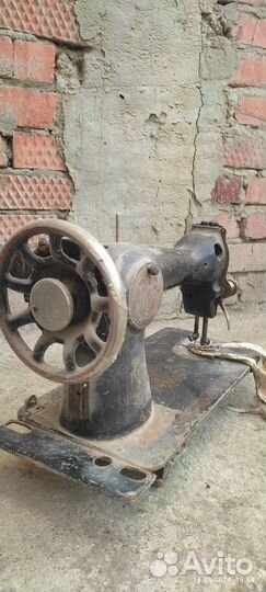 Швейная машинка