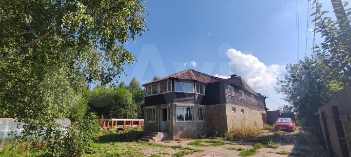 Дом 475 м² на участке 19 сот.