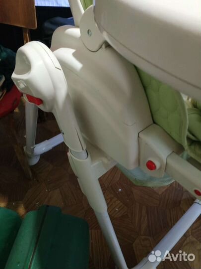 Детский стол с стулом