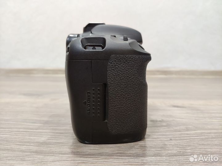 Canon 7D Body пробеги 33285 и 26670 кадров