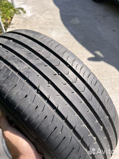 Continental ContiPremiumContact 5 215/55 R17