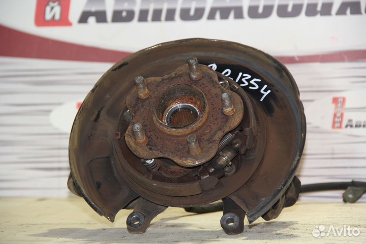 Ступица зад право c Nissan Cedric HY34 VQ30DD