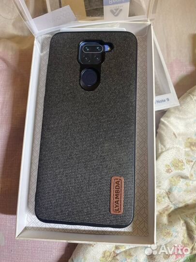 Чехлы на телефон