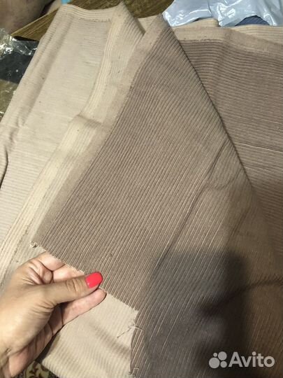 Отрез ткани из вельвета